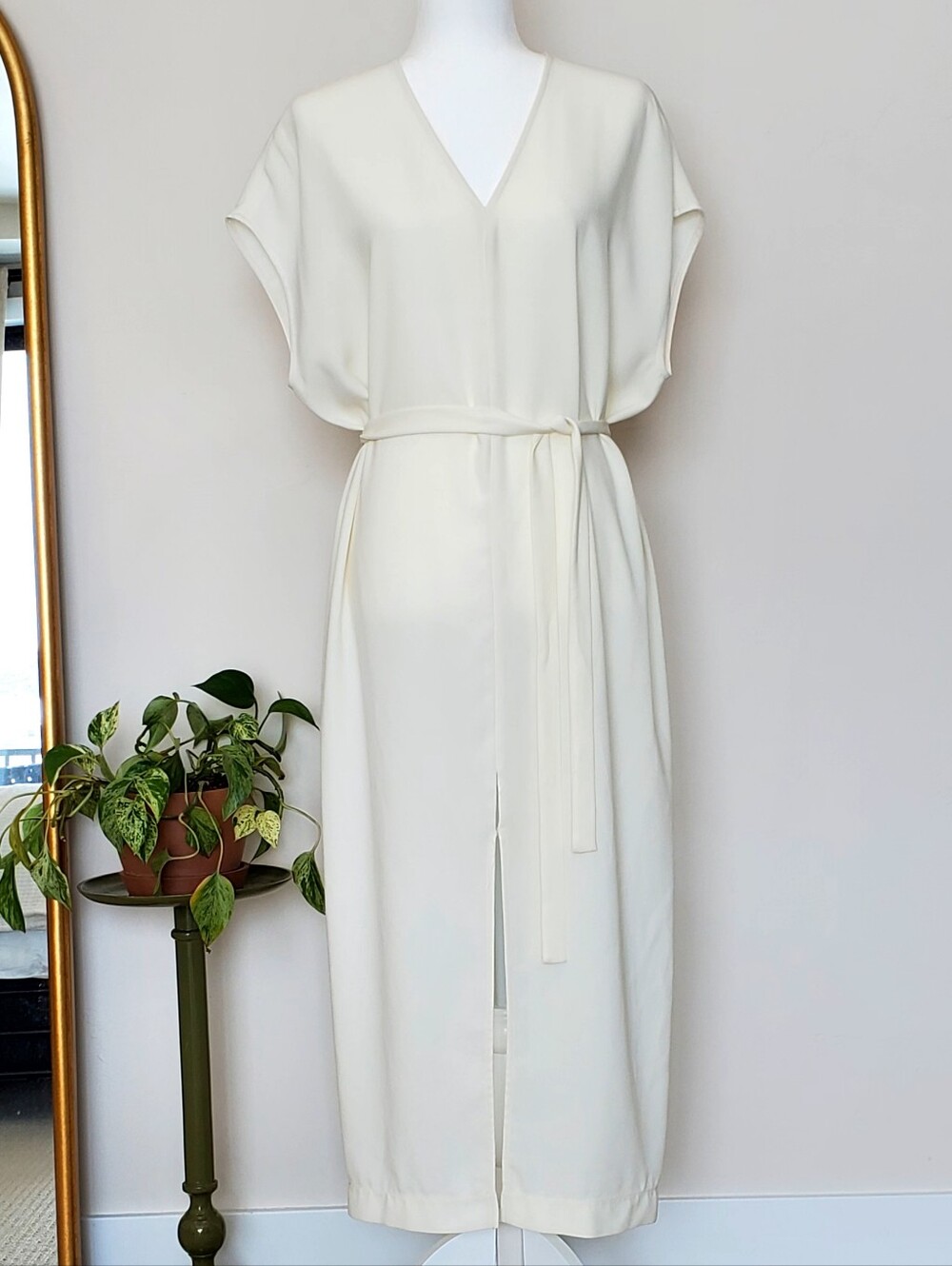CIENNE Hudson Elegant Ivory Dress VNeck Front Slit Bride Minimalist XS